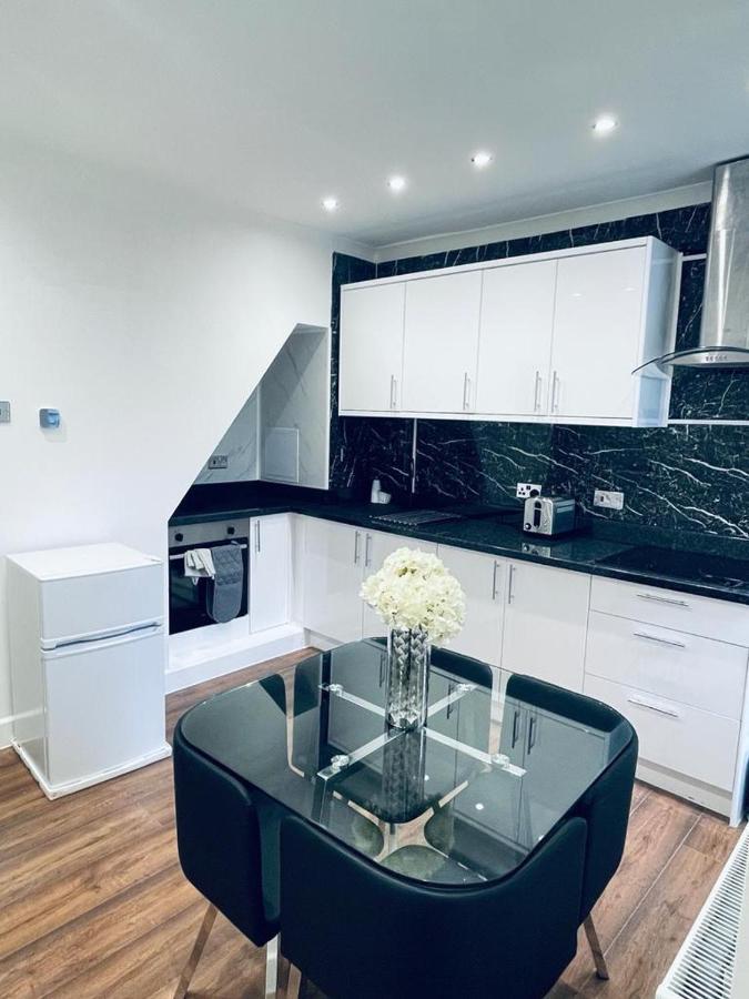 Luxury New Home Swanscombe Exterior foto